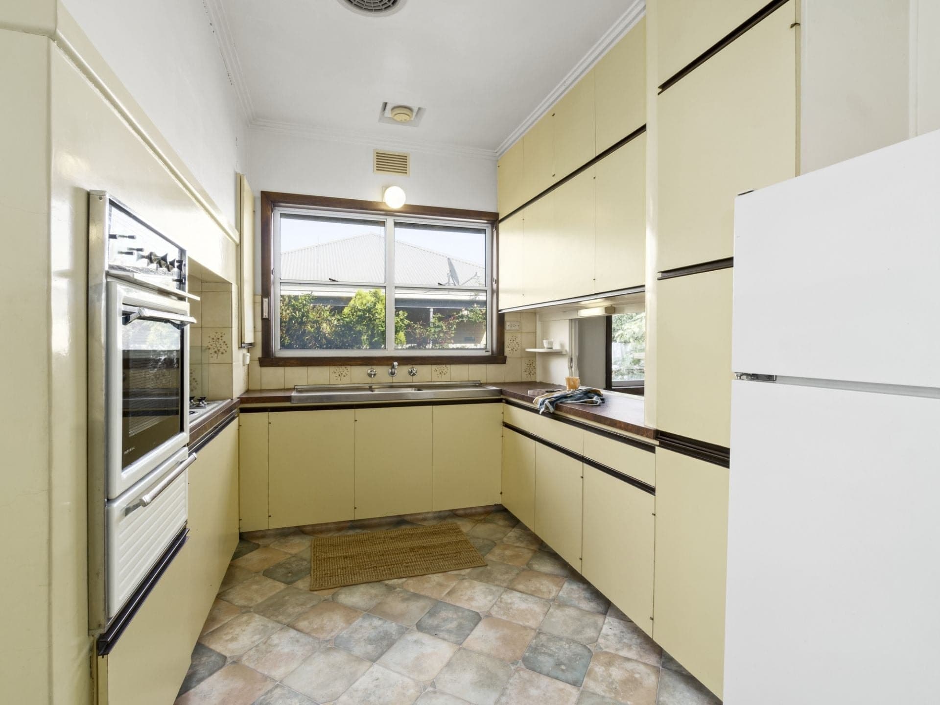 4 Carr Street Colac VIC, Colac - Thumbnail 3