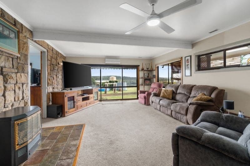 475 Crescent Road Simpson VIC, Simpson - Thumbnail 6
