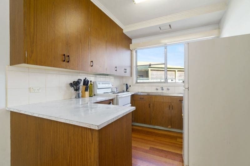 2/16 Jennings Street Colac VIC, Colac - Thumbnail 2