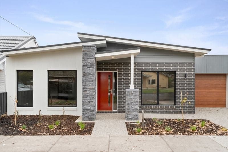 40 Hesse Street Colac VIC, Colac - Image 1