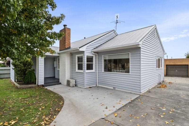 1 Adrian Street Colac VIC, Colac - Image 1