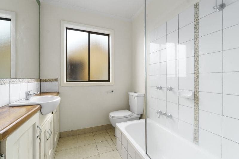 118 Armstrong Street Colac VIC, Colac - Thumbnail 5