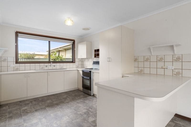 2/35 Calvert Street Colac VIC, Colac - Thumbnail 2