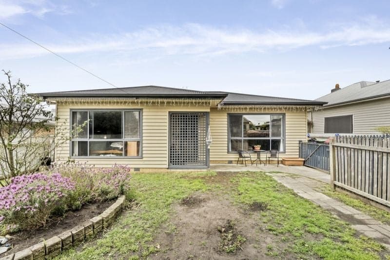 42 Chapel Street Colac VIC, Colac - Image 1