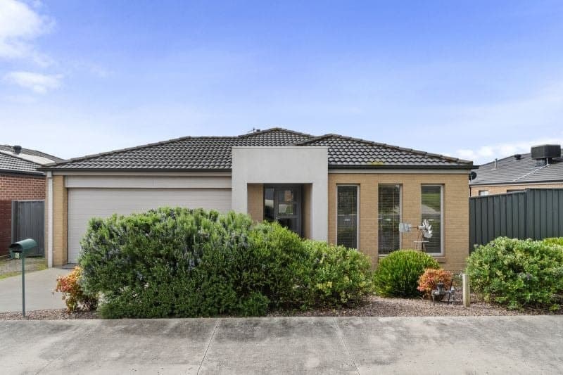 8 Boronia Way Elliminyt VIC, Elliminyt - Image 1