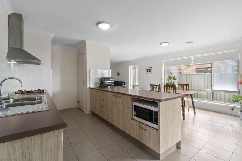 8 Boronia Way Elliminyt VIC, Elliminyt - Thumbnail 2