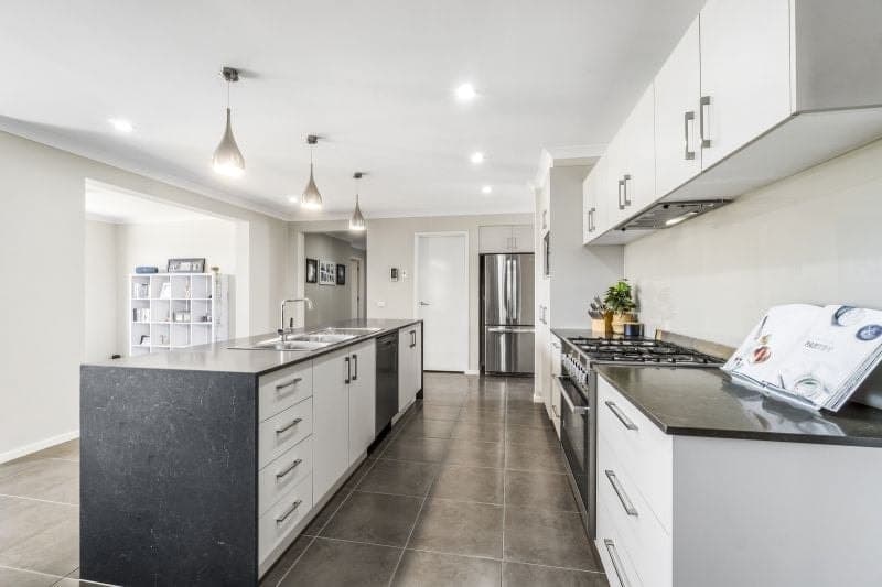19 Scanlan Drive Elliminyt VIC, Elliminyt - Thumbnail 2