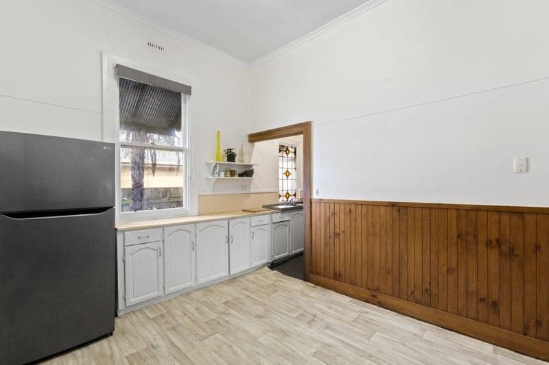 200 Hearn Street Colac VIC, Colac - Thumbnail 3
