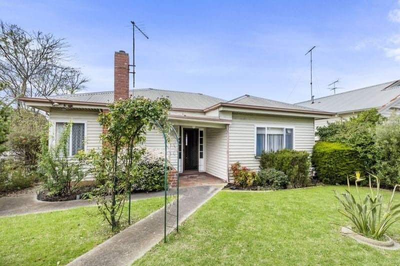 105 Carr Street East Geelong VIC, East Geelong - Image 1