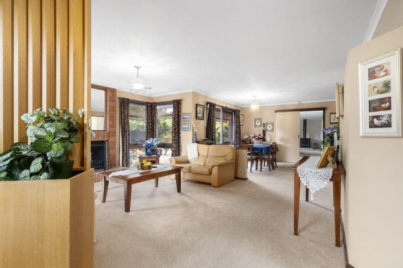 10 Armstrong Street Colac VIC, Colac - Thumbnail 3