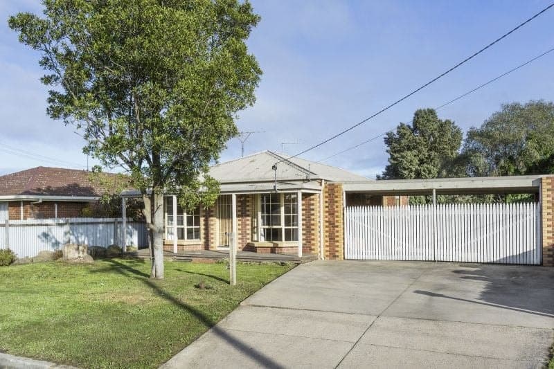 25 Begley Street Colac VIC, Colac - Image 1