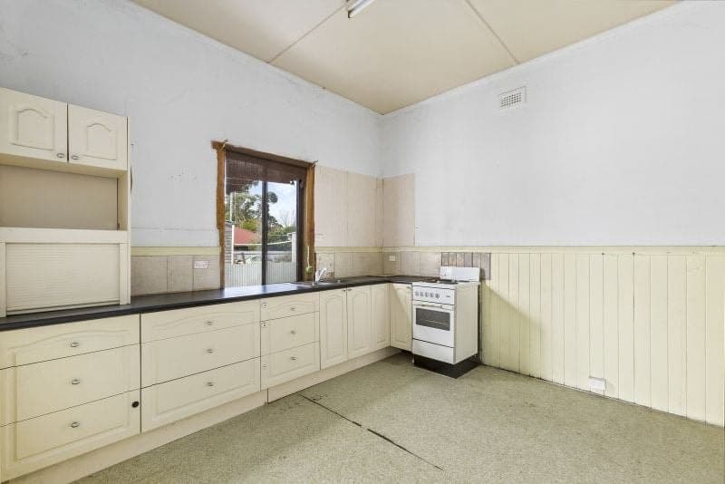 10 Morrison Street Colac VIC, Colac - Thumbnail 3