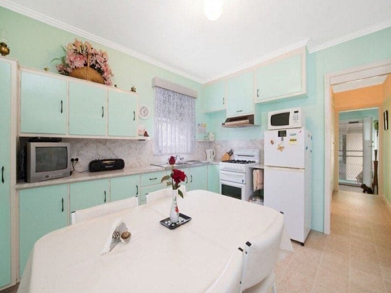 37 Stewart Street COLAC VIC, Colac - Thumbnail 3