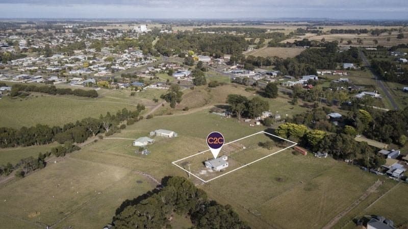 52 Mills Road COBDEN VIC, Cobden - Image 1