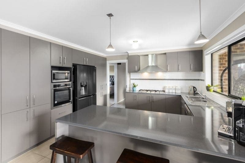 6 Jellie Street Colac VIC, Colac - Thumbnail 3
