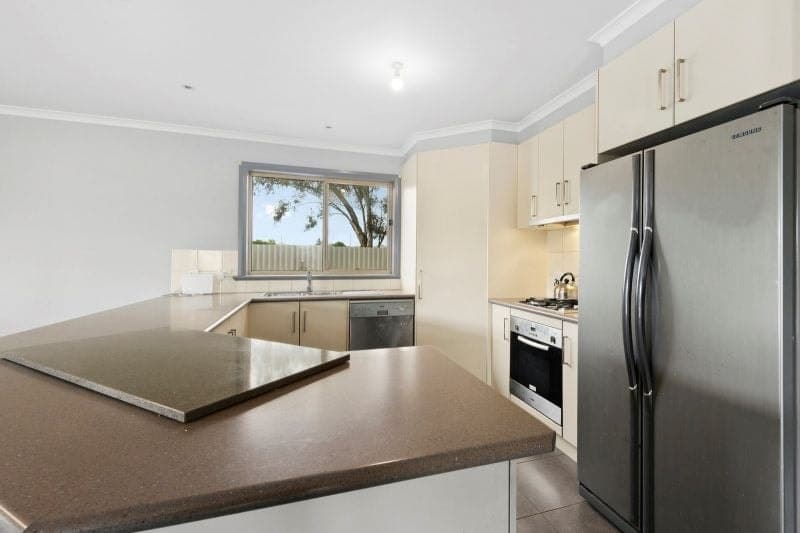 20A Dowling Street Colac VIC, Colac - Thumbnail 2