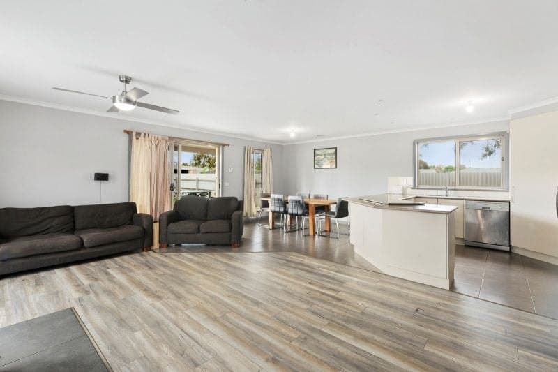 20A Dowling Street Colac VIC, Colac - Thumbnail 3
