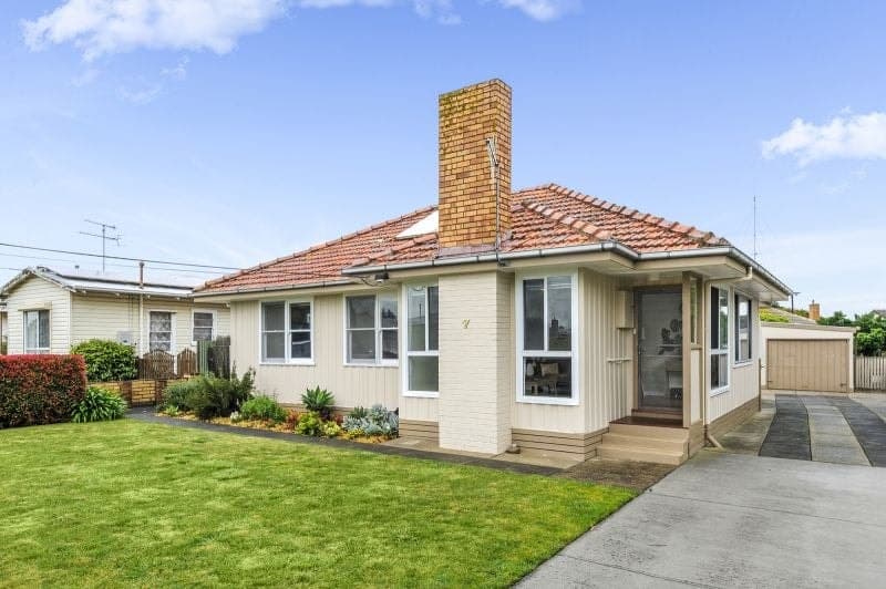 7 Bartlett Street COLAC VIC, Colac - Image 1