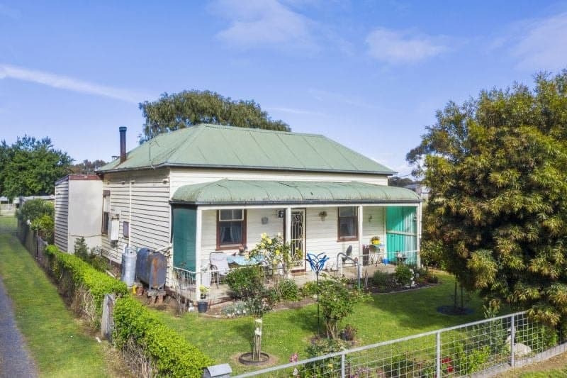 5 Colac-Ballarat Road Cressy VIC, Cressy - Image 1