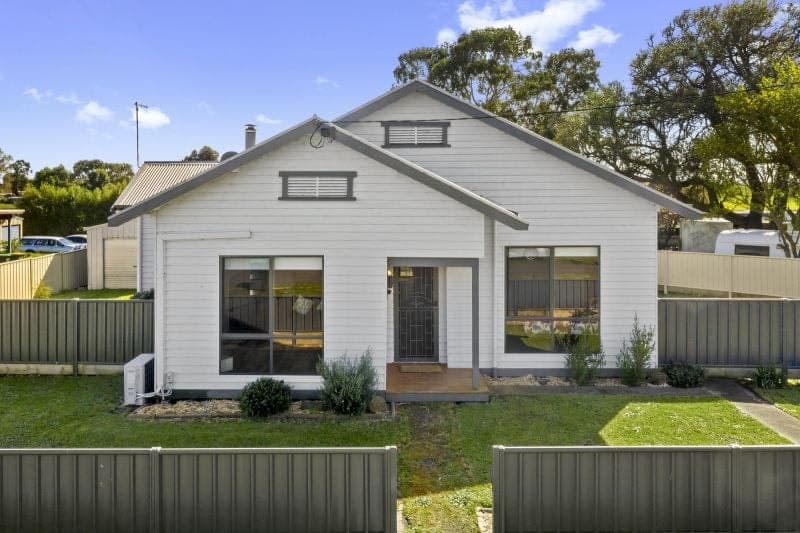 8 Langdons Lane COROROOKE VIC, Cororooke - Image 1