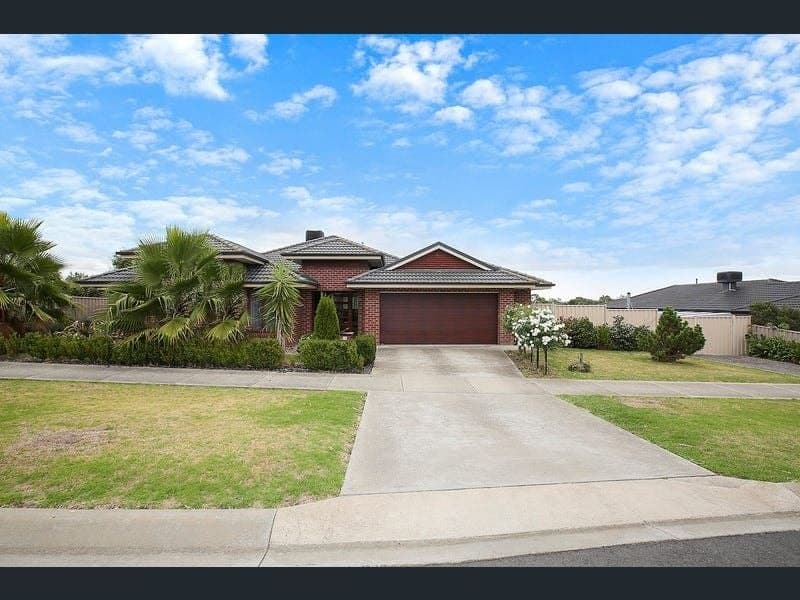 10 Banksia Drive ELLIMINYT VIC, Elliminyt - Image 1