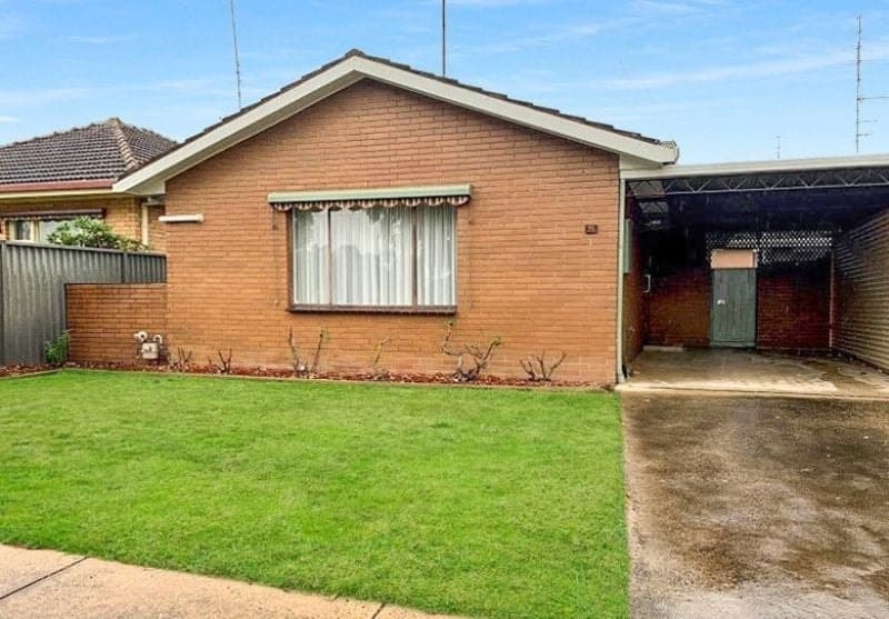 1/21 Queen Street COLAC VIC, Colac - Image 1