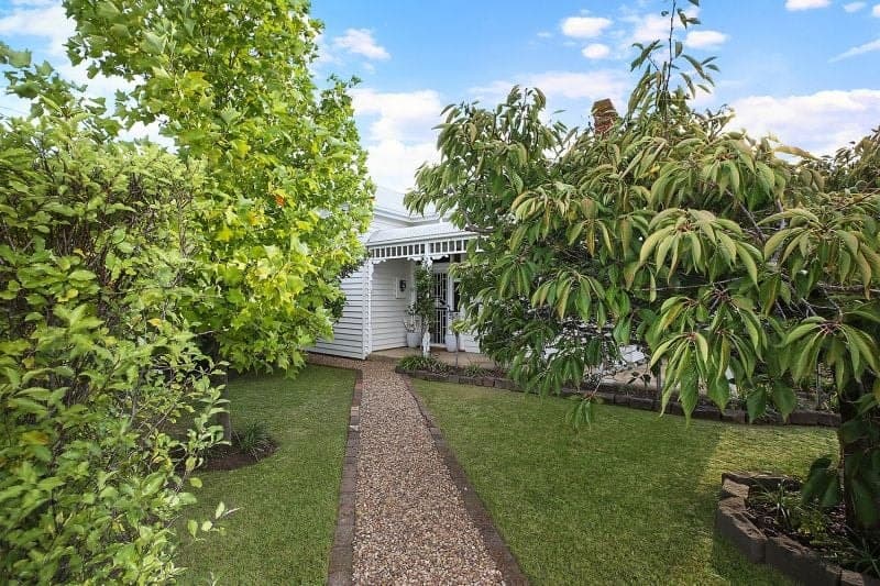 21 Campbell Street COLAC VIC, Colac - Thumbnail 3