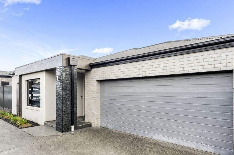 3/8 Polwarth Street COLAC VIC, Colac - Image 1