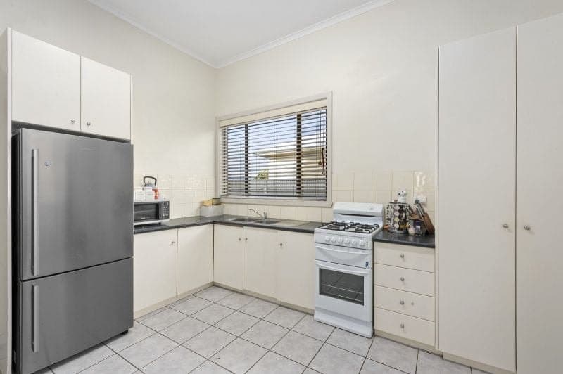 172 Queen Street COLAC VIC, Colac - Thumbnail 2