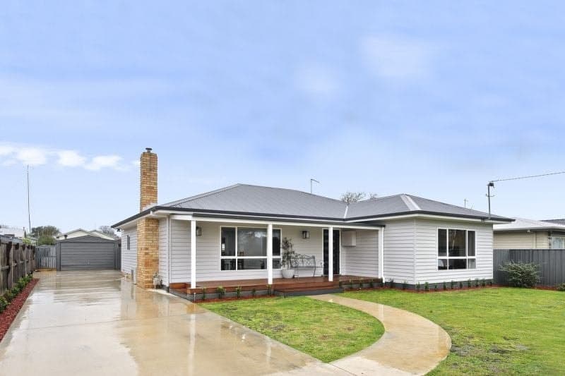 15 Armstrong Street COLAC VIC, Colac - Image 1