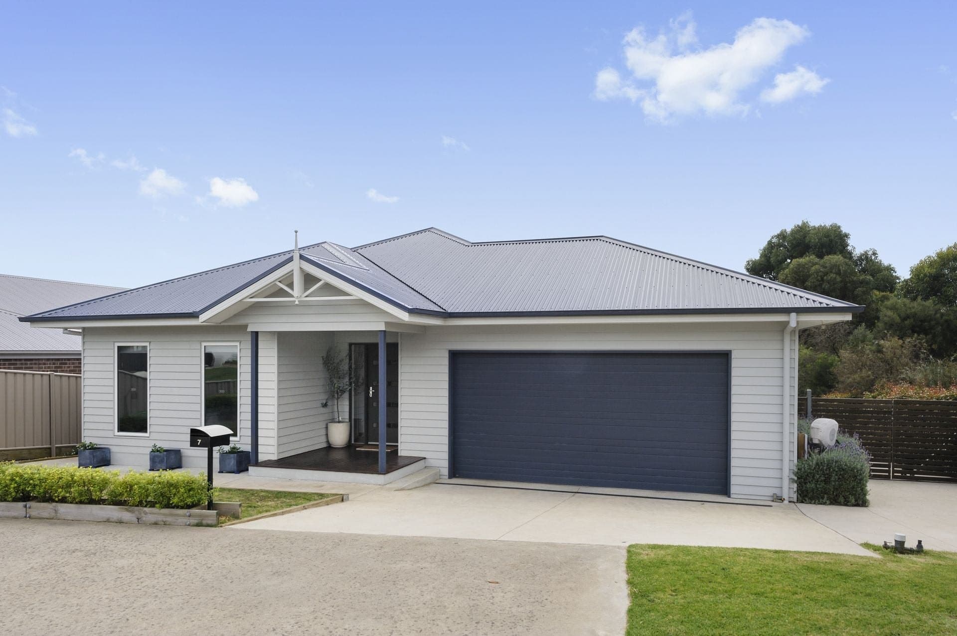 7 Almond Grove ELLIMINYT VIC, Elliminyt - Image 1