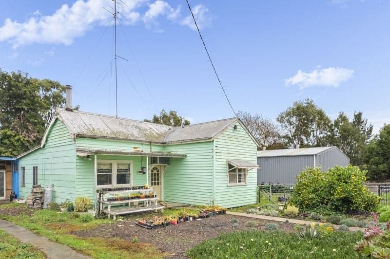 127 Main Street BEEAC VIC, Beeac - Image 1