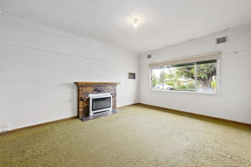 74 Hart Street COLAC VIC, Colac - Thumbnail 3