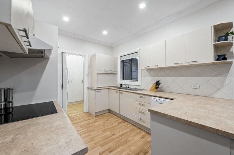 2 Wynne Street COLAC VIC, Colac - Thumbnail 2