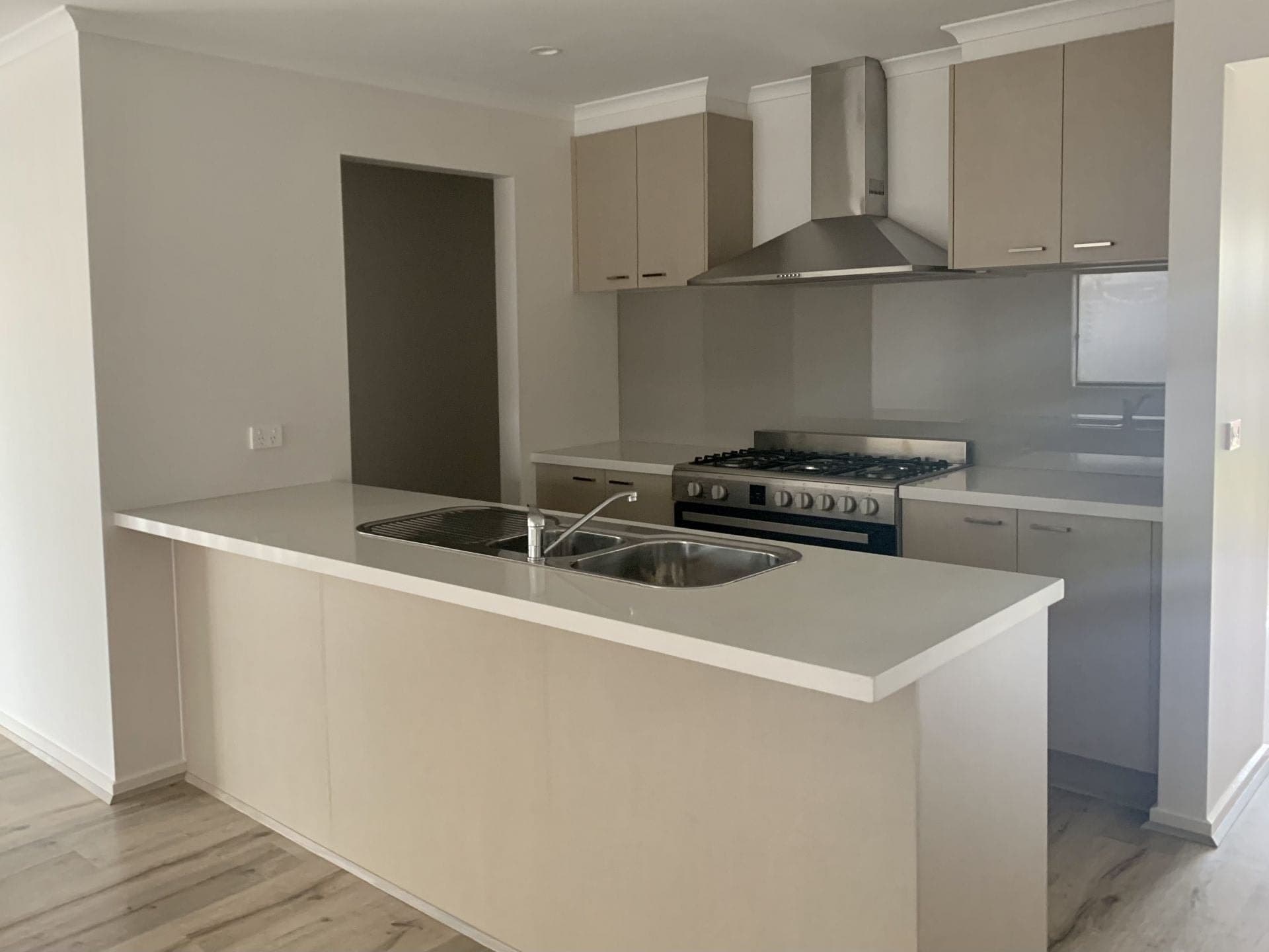 31 Nelson Street COLAC VIC, Colac - Thumbnail 2