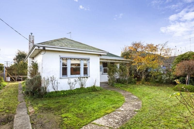 65 Moore Street COLAC VIC, Colac - Image 1