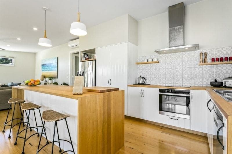 210 Callahans Lane BARWON DOWNS VIC, Barwon Downs - Thumbnail 2