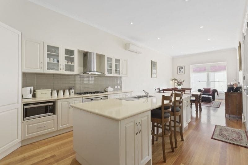 31 Manifold Street COLAC VIC, Colac - Thumbnail 4