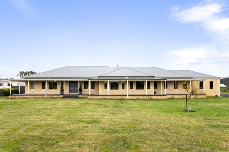 48 Lawes Street ELLIMINYT VIC, Elliminyt - Image 1