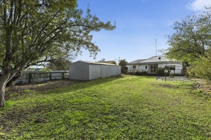 87 Bruce Street COLAC VIC, Colac - Thumbnail 8