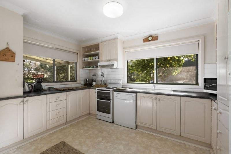 155 Hearn Street COLAC VIC, Colac - Thumbnail 8