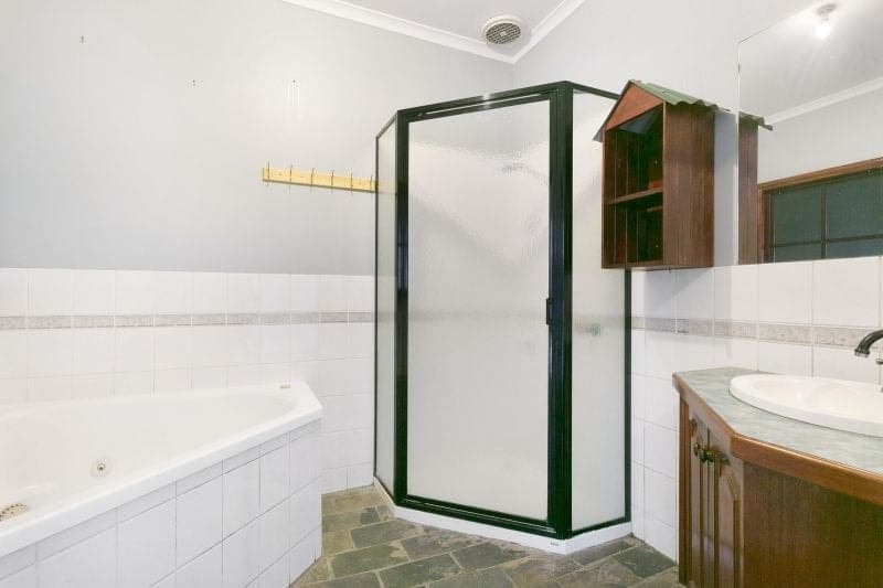 2-22 Polonia Road SIMPSON VIC, Simpson - Thumbnail 6