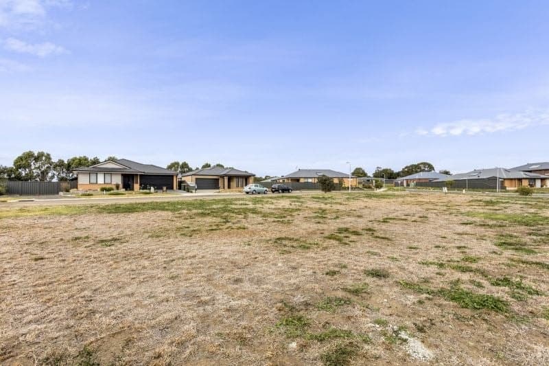 1 Hakea Drive ELLIMINYT VIC, Elliminyt - Thumbnail 5