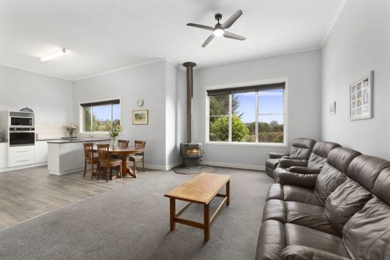8 Strachan Street BIRREGURRA VIC, Birregurra - Thumbnail 3