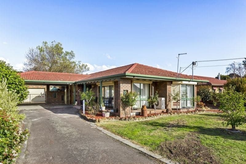 14 William Street COLAC VIC, Colac - Image 1