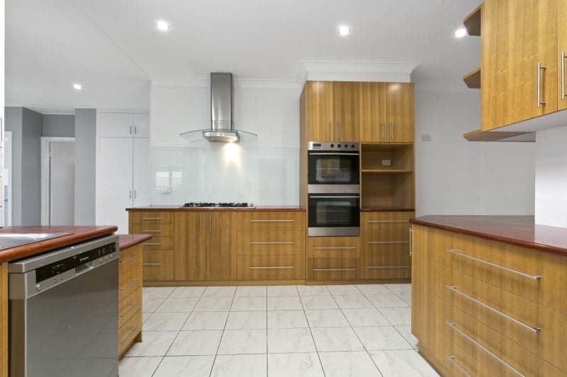 4 Rix Avenue COBDEN VIC, Cobden - Thumbnail 2
