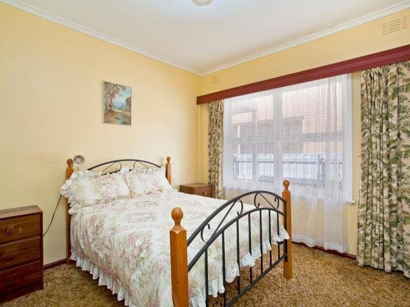 9 Church Street COLAC VIC, Colac - Thumbnail 2