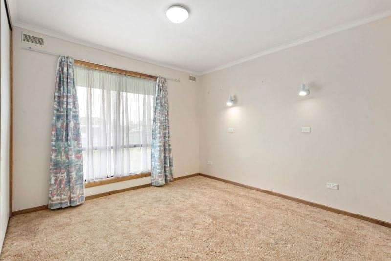 1/14 Parrott Street COBDEN VIC, Cobden - Thumbnail 4