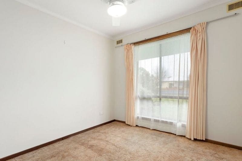 1/14 Parrott Street COBDEN VIC, Cobden - Thumbnail 5