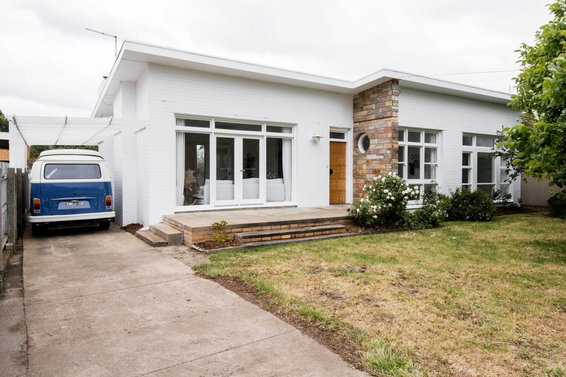 52 Sinclair Street COLAC VIC, Colac - Image 1